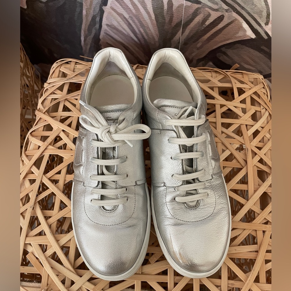 SALVATORE FERRAGAMO Quilted Logo Metallic silver Leather Runners size 10 - Picture 8 of 12